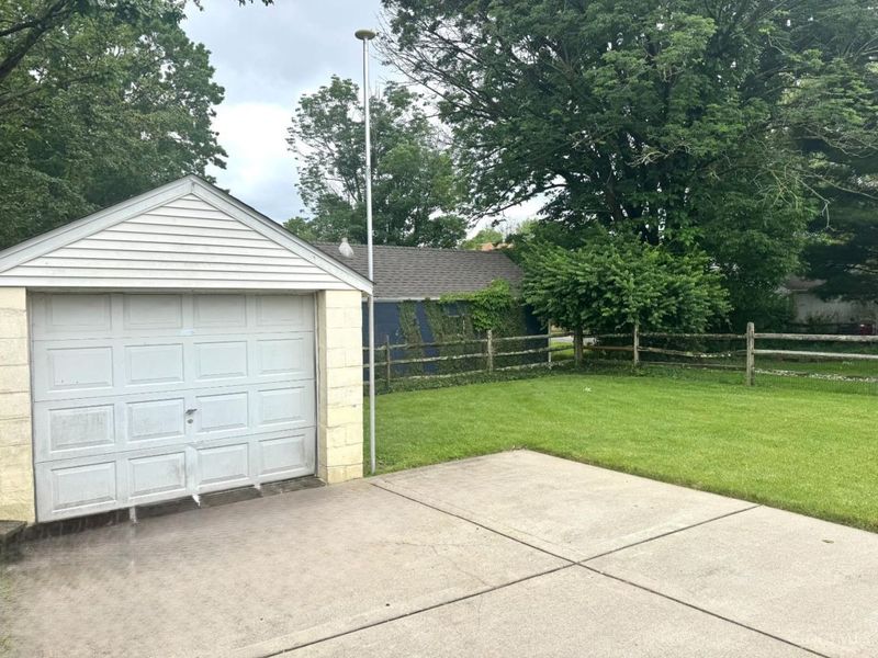 4325 Glenway Avenue, Deer Park, OH 45236 Photo 12