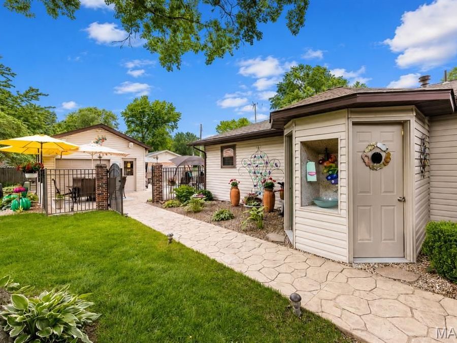 Property Image 32