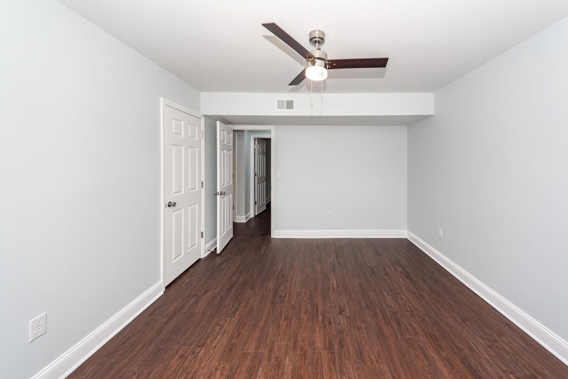8330 Longridge Road Photo 24