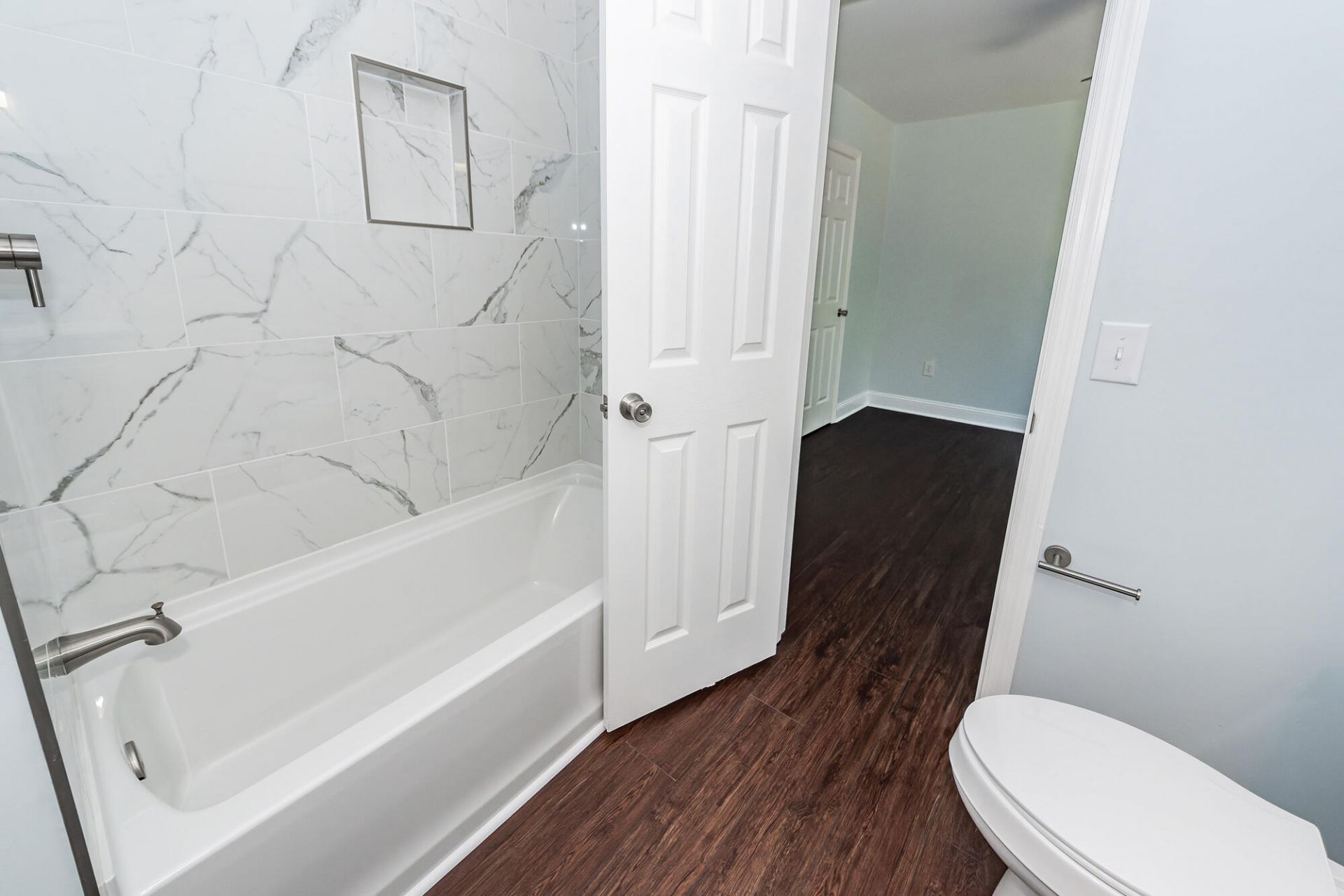 8330 Longridge Road Photo 30