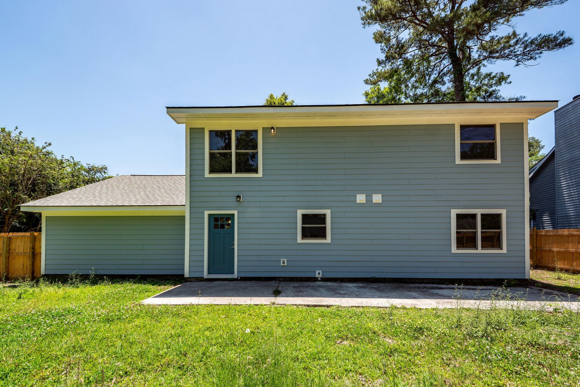 8330 Longridge Road Photo 37