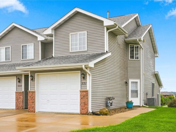 531 E Goldfinch, Tiffin, IA 52340