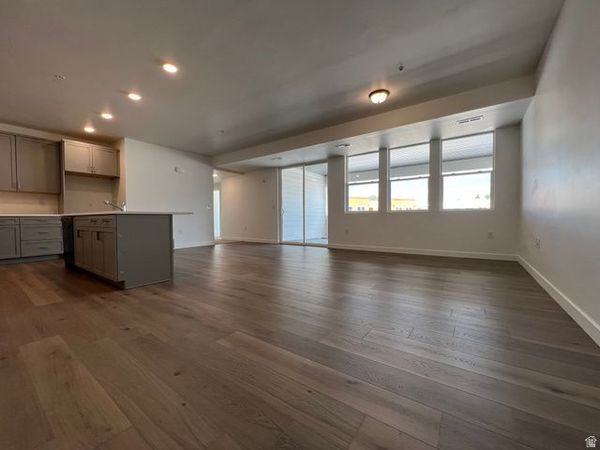 717 W W COHO LN S, Unit 202 2F, Midvale, UT 84047