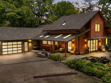 8039 Old Richmond Road, Lexington, KY 40515