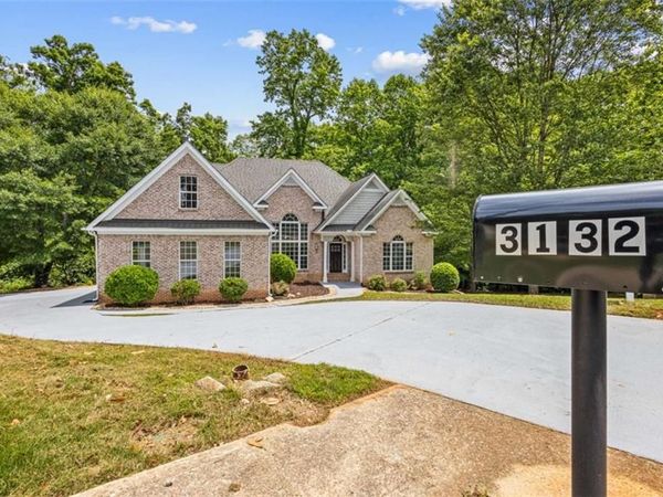 3132 Lovell Drive, Atlanta, GA 30311