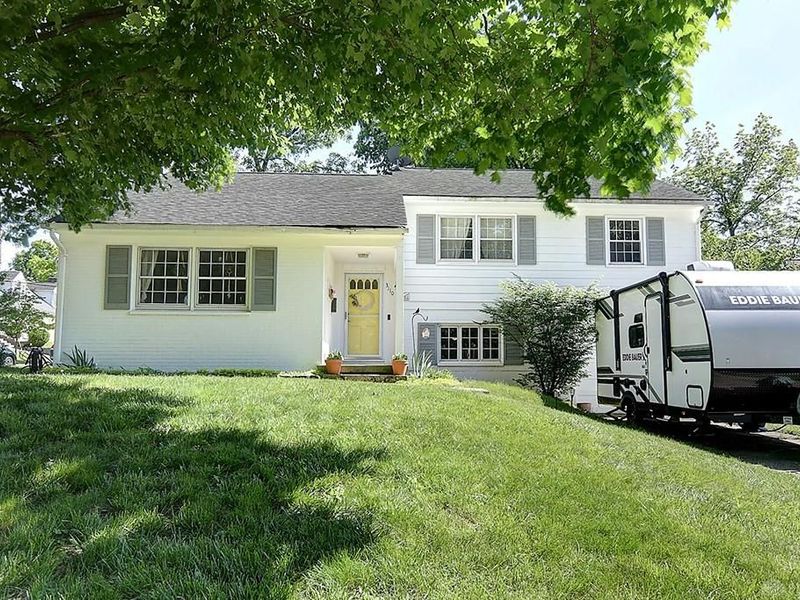 3110 Poinciana Road, Middletown, OH 45042 Photo 1