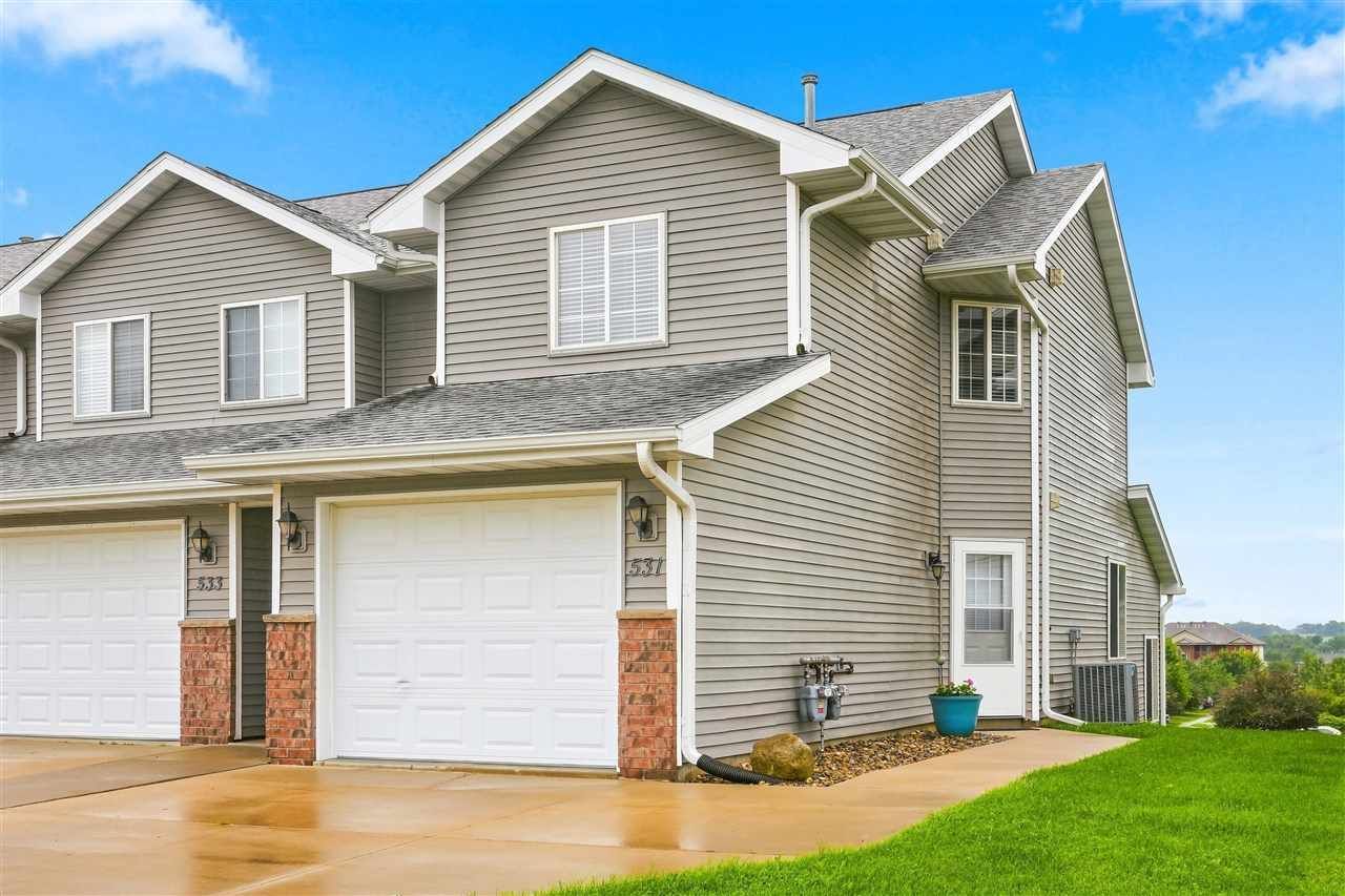 531 E Goldfinch, Tiffin, IA 52340 Main Photo