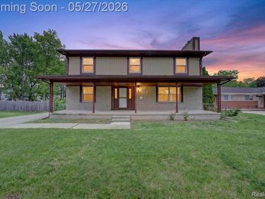 25852 CURIE Avenue, Warren, MI 48091