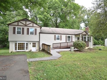 7804 RIDGEWOOD DRIVE, ANNANDALE, VA 22003