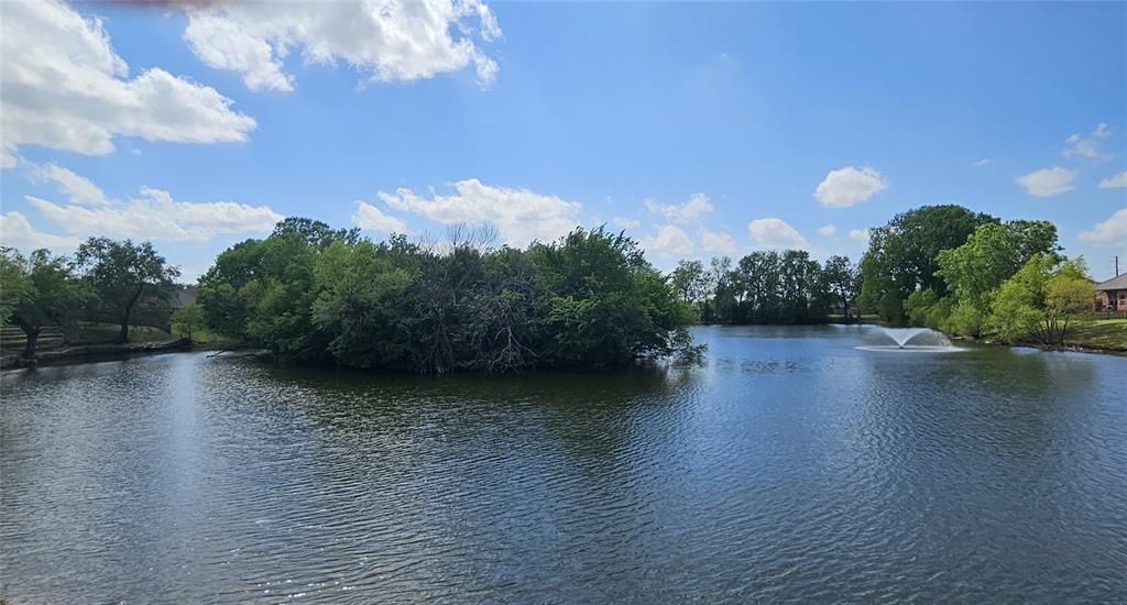 7605 NW Meadow Lake Drive, Yukon, OK 73099 Main Photo