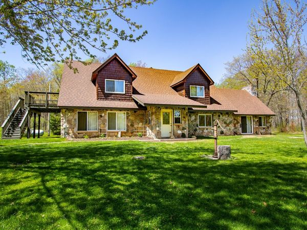 44091 Duxbury Road, Sandstone, MN 55072