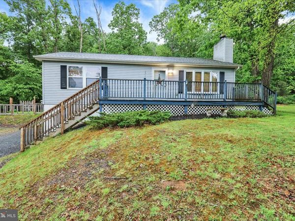 2492 BUFFALO COVE , AUBURN, PA 17922