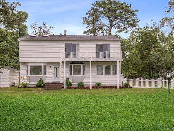 5 Hyler Drive , Hampton Bays, NY 11946