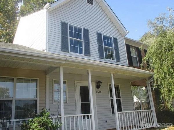 6332 Windsor Gate Lane , Charlotte, NC 28215