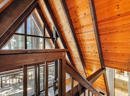 1491 Zapotec Drive, South Lake Tahoe, CA 96150 Photo