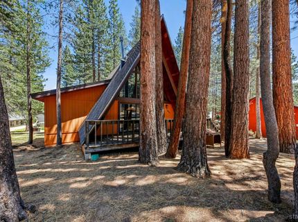 1491 Zapotec Drive, South Lake Tahoe, CA 96150 Photo