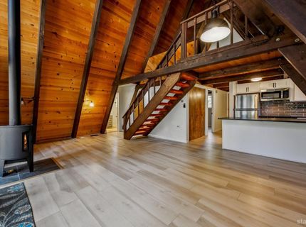 1491 Zapotec Drive, South Lake Tahoe, CA 96150 Photo