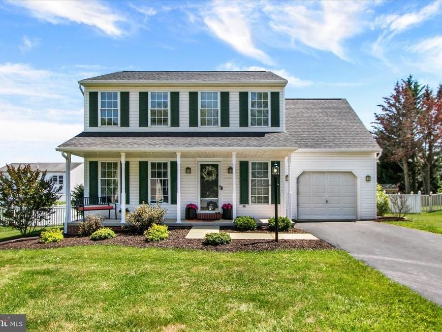132 Meadow Hill Drive, York, PA 17402 Main Photo