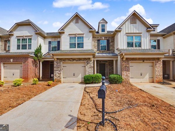 5124 Madeline Place, Stone Mountain, GA 30083