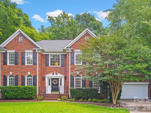 5501 Providence Glen Road, Charlotte, NC 28270