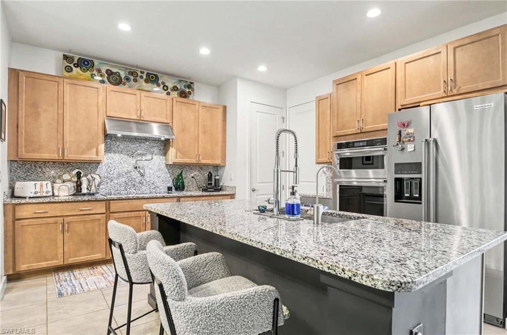 13045 Pembroke Dr, Naples, FL 34105 Photo