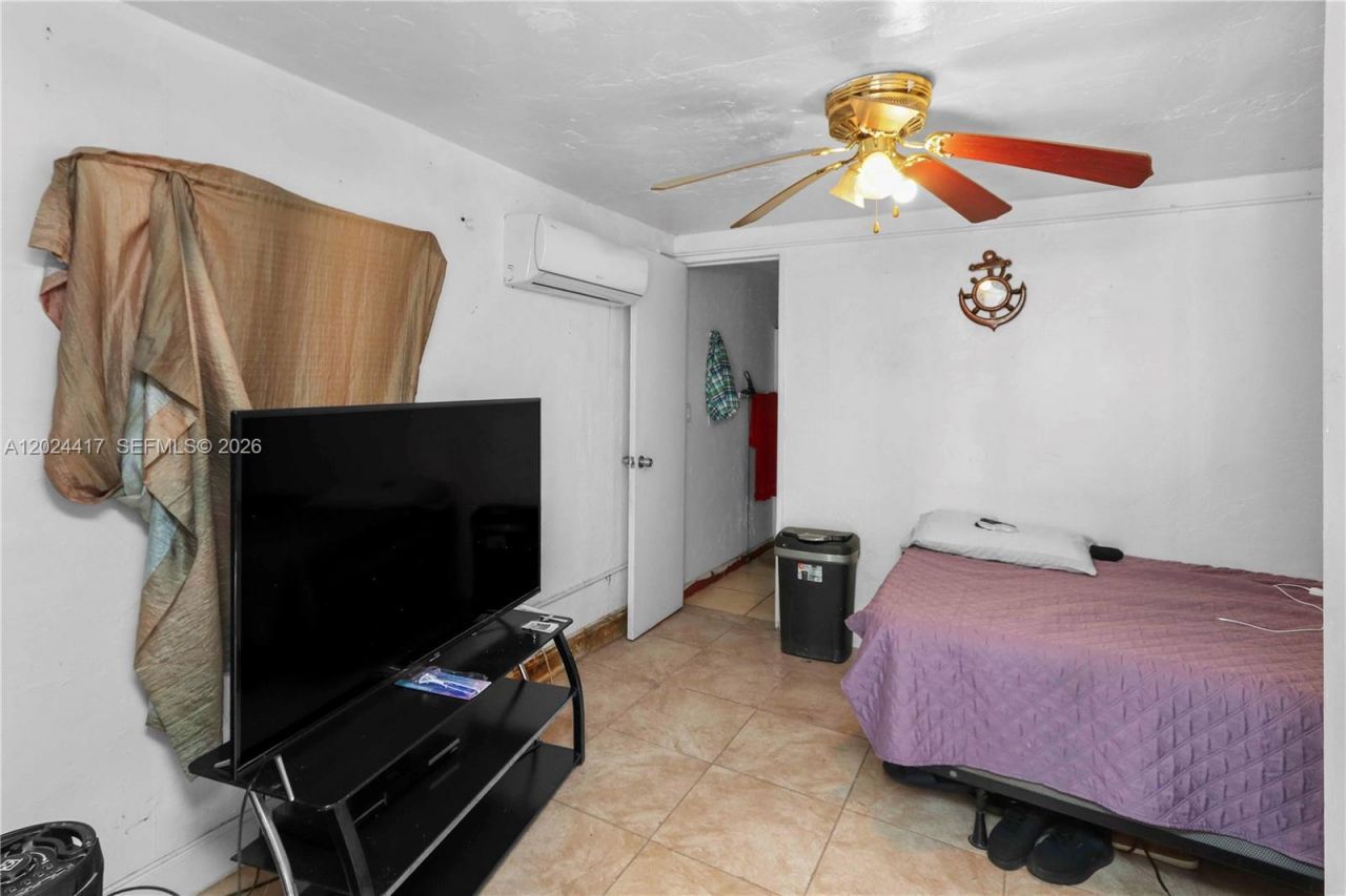 827 SW 128 Ave , Miami, FL 33184 Photo