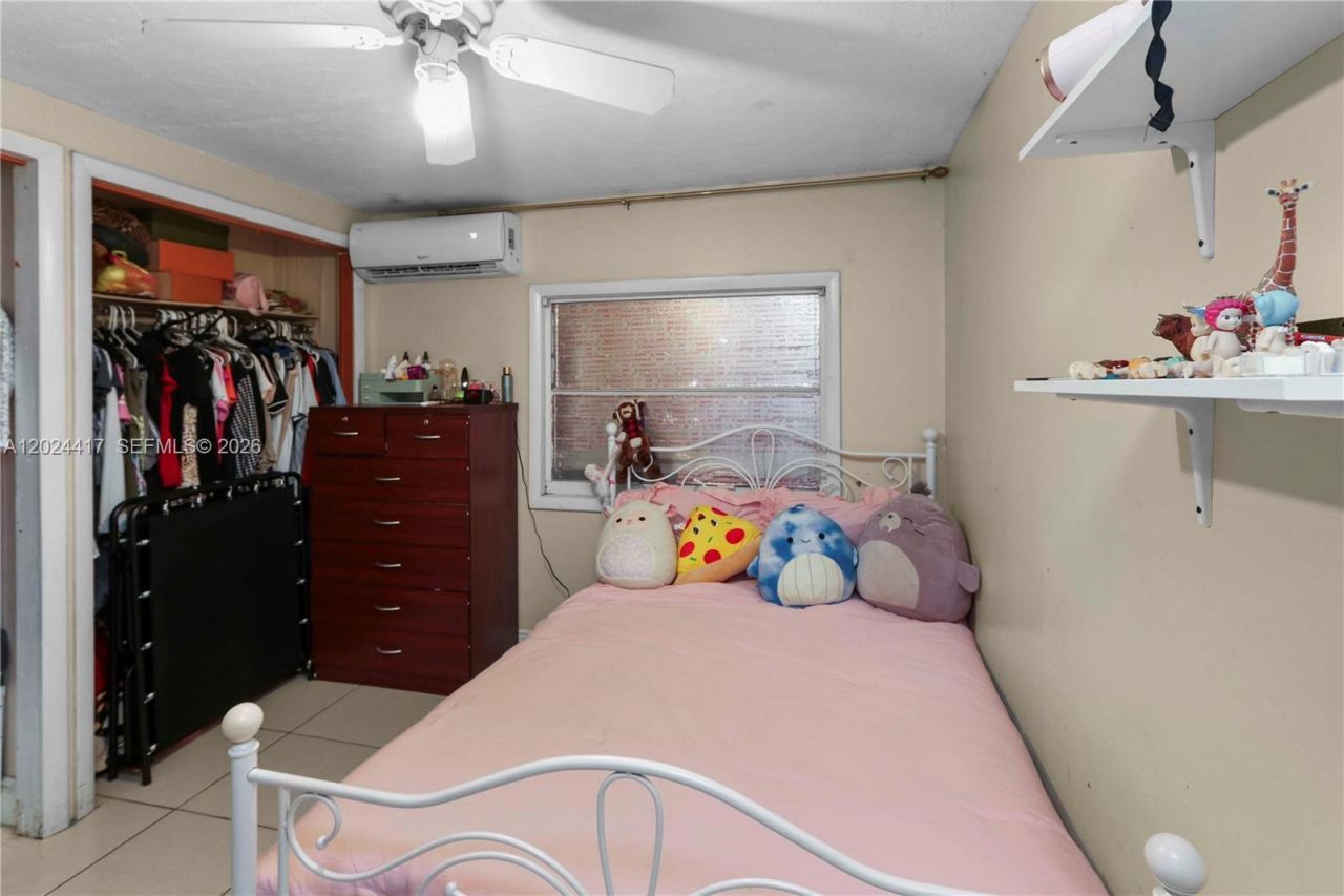 827 SW 128 Ave , Miami, FL 33184 Photo