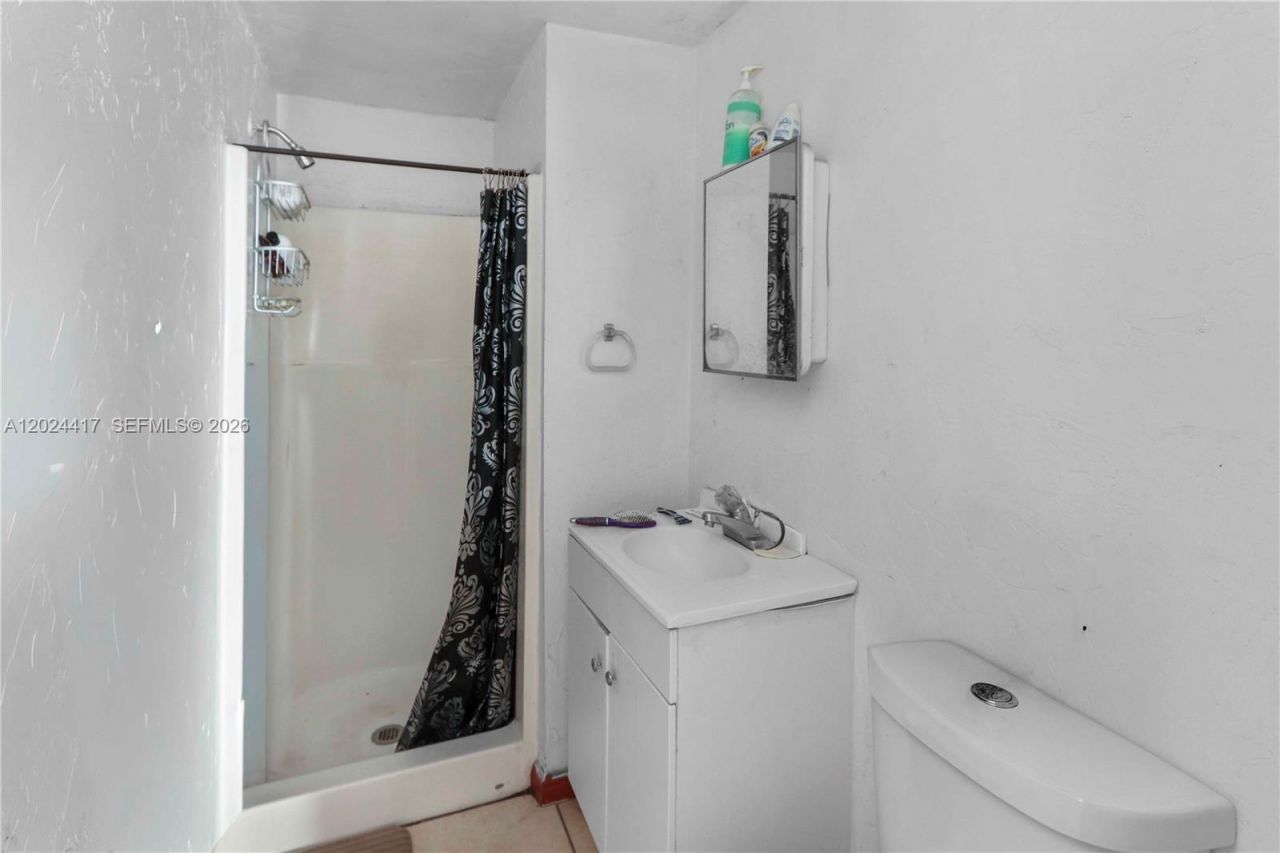 827 SW 128 Ave , Miami, FL 33184 Photo