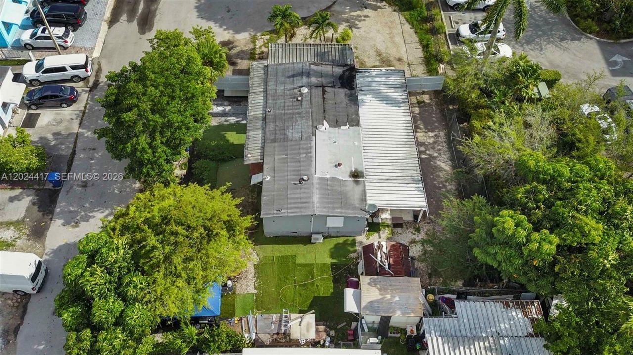827 SW 128 Ave , Miami, FL 33184 Photo