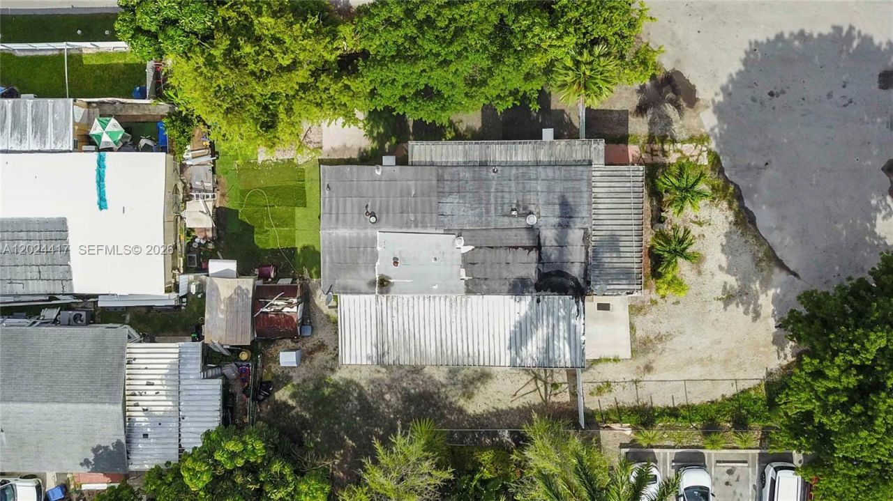 827 SW 128 Ave , Miami, FL 33184 Photo