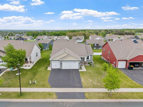1989 Attenborough Street , Shakopee, MN 55379