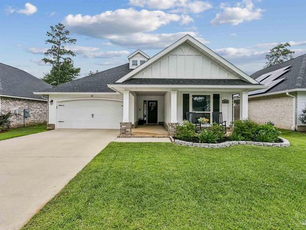 5694 Dunridge Dr, Pace, FL 32571