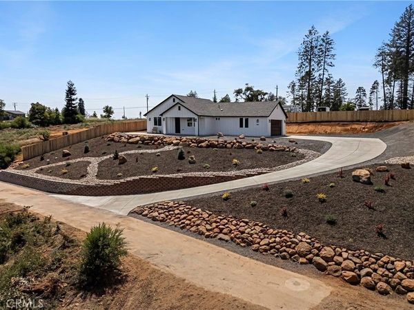 5693 Feather River Place, Paradise, CA 95969