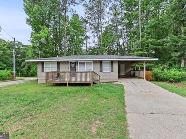 9 W Park Court, Newnan, GA 30263