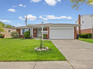 34356 Greentrees Road, Sterling Heights, MI 48312