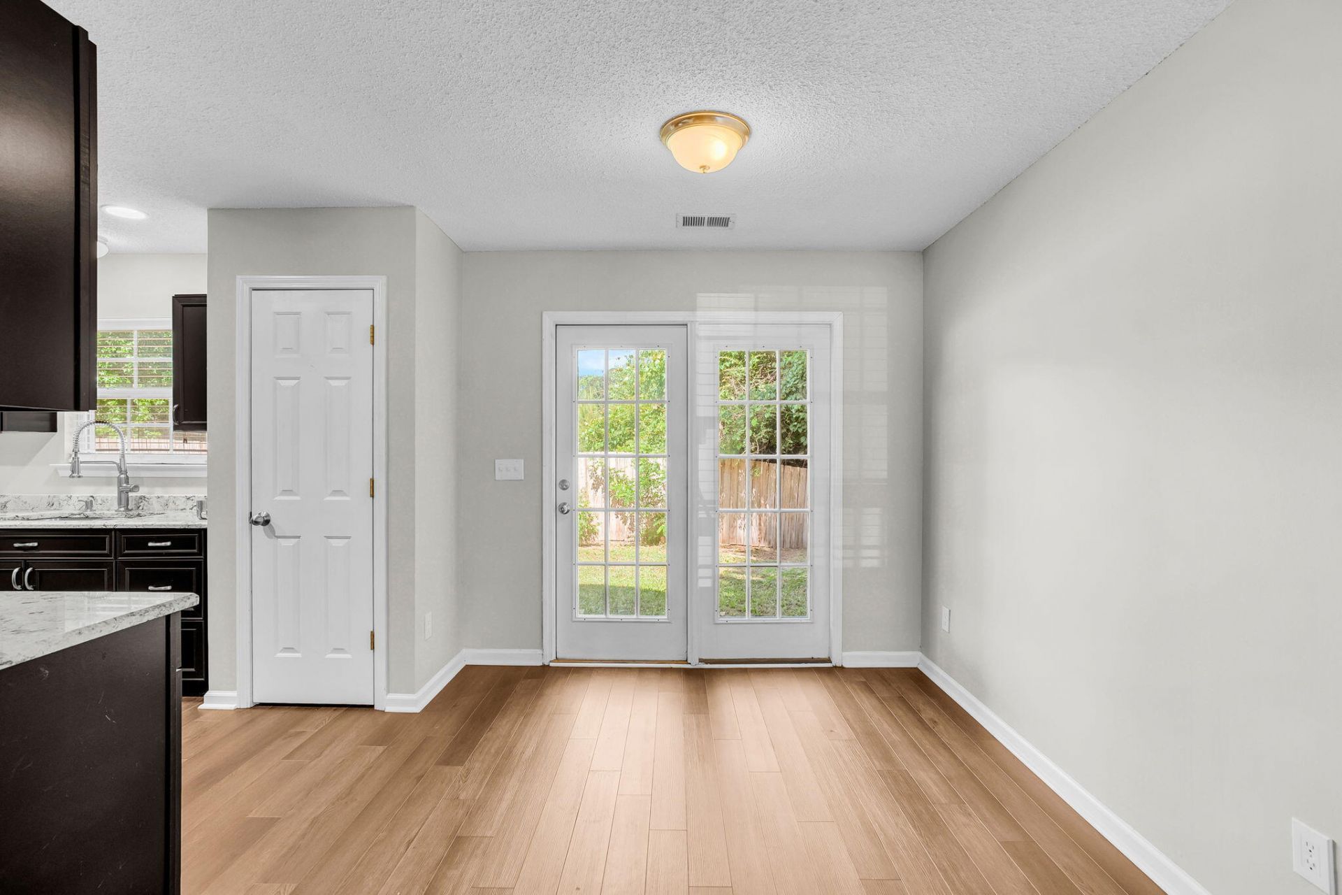 251 Trickle Drive Photo 14