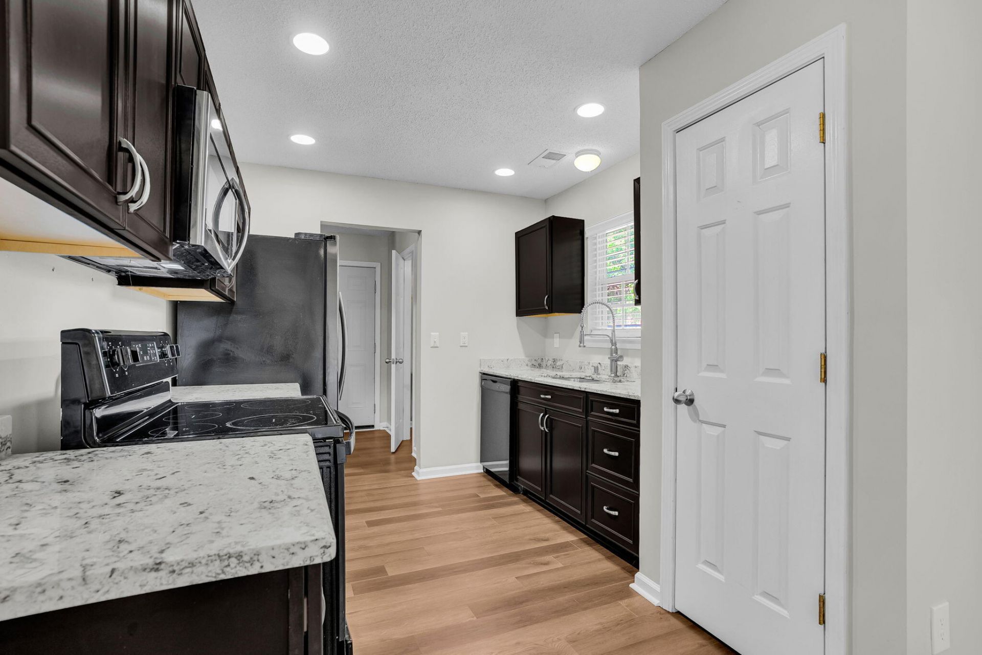 251 Trickle Drive Photo 16