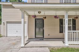 251 Trickle Drive photo 4