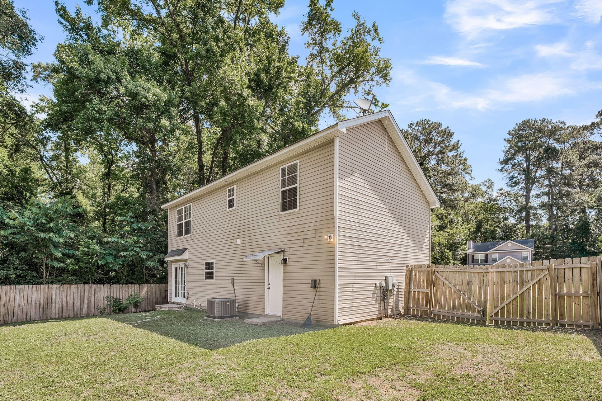 251 Trickle Drive Photo 8