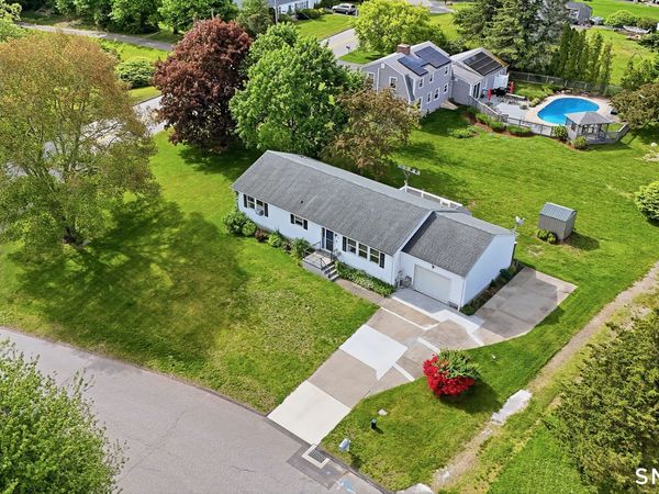 18 Billings, Stonington, CT 06379