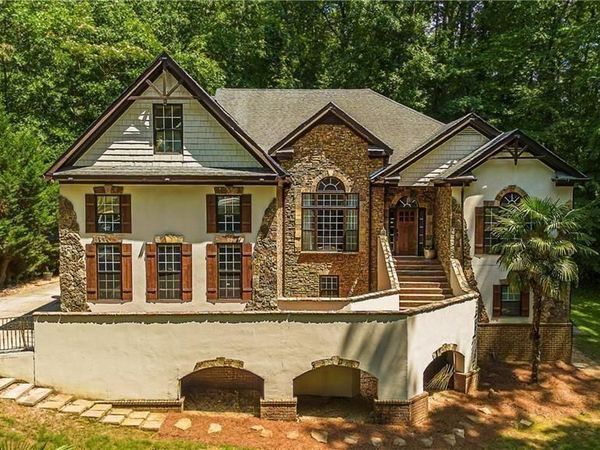 2864 Sandpiper Circle SW, Atlanta, GA 30311