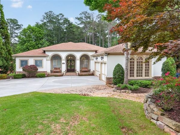 6010 Robbs Drive , Cumming, GA 30041