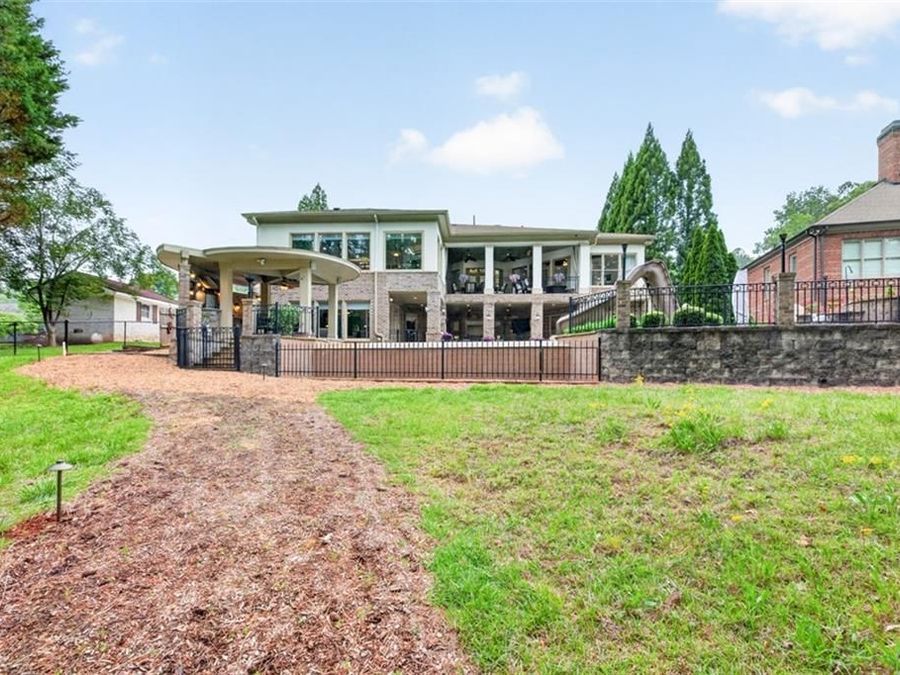 Property Image 102