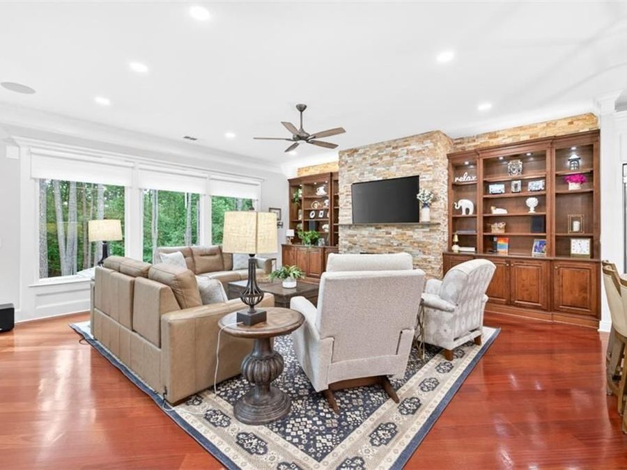 Property Image 31