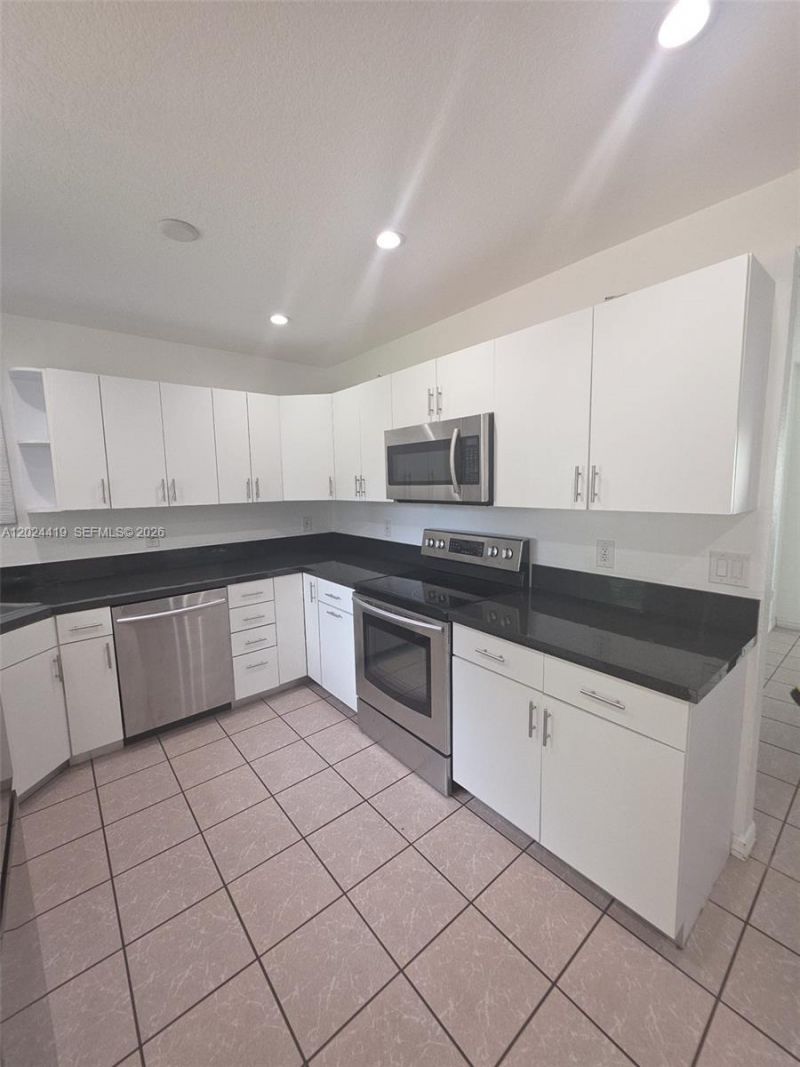 9971 Dominican Dr, Cutler Bay, FL 33189 Photo