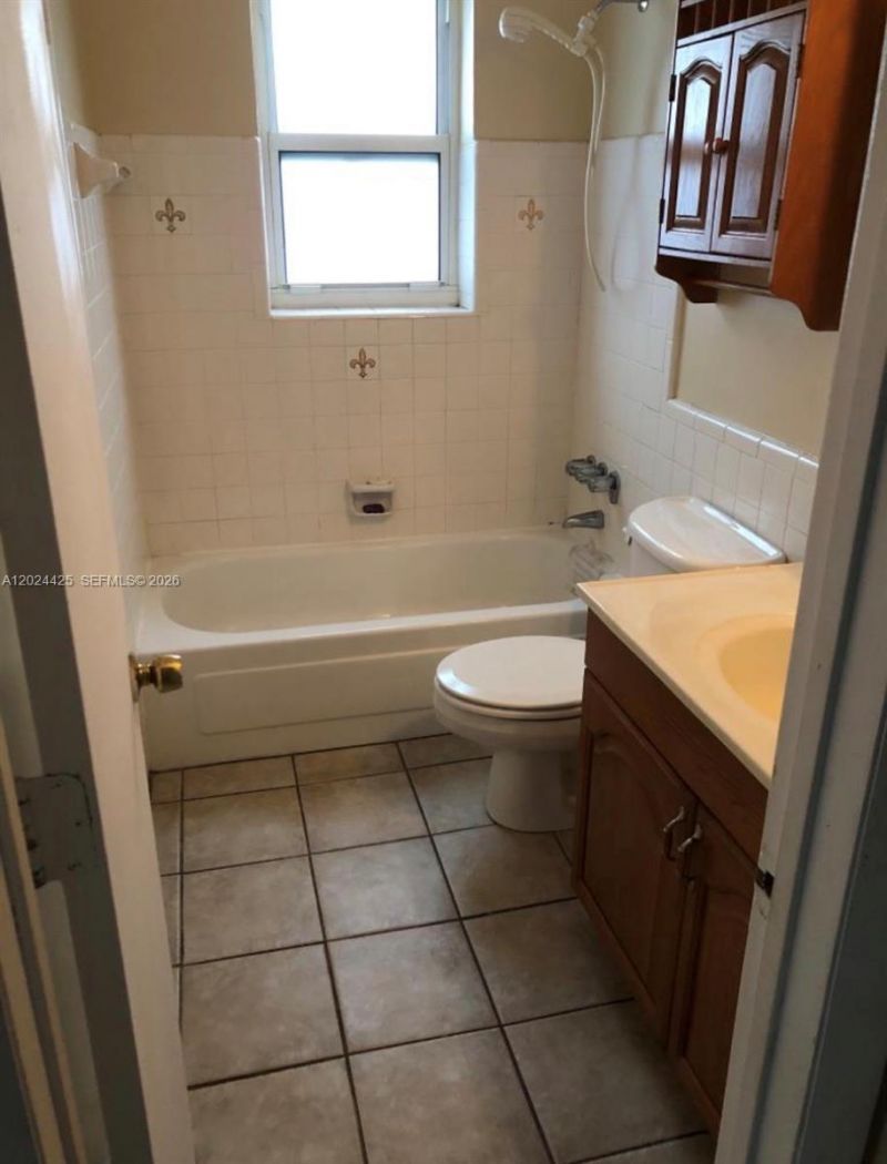 1001 SE 16th St , Unit 15, Fort Lauderdale, FL 33316 Photo