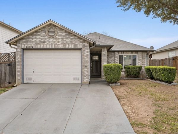 10124 Sunset Pl, San Antonio, TX 78245