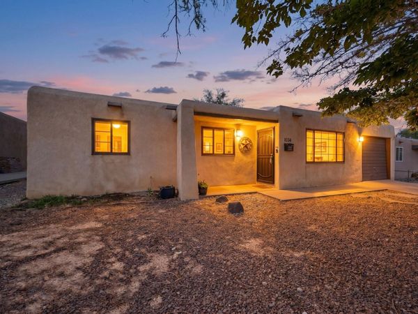 1034 Tomasita Street NE, Albuquerque, NM 87112