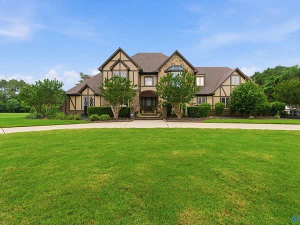 2505 Ashmor Place SE, Decatur, AL 35603