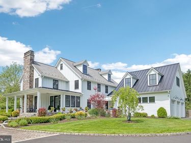 5 WINDY HOLLOW ROAD, NEW HOPE, PA 18938